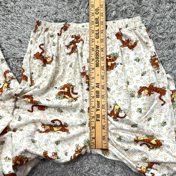 Disney Pajama Pants Medium Winnie the Pooh Tigger Leaves Allover Sleep - Picture 8 of 9